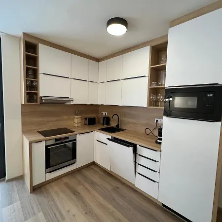 Apartman 1000 M N. M. Stachy Exterior foto