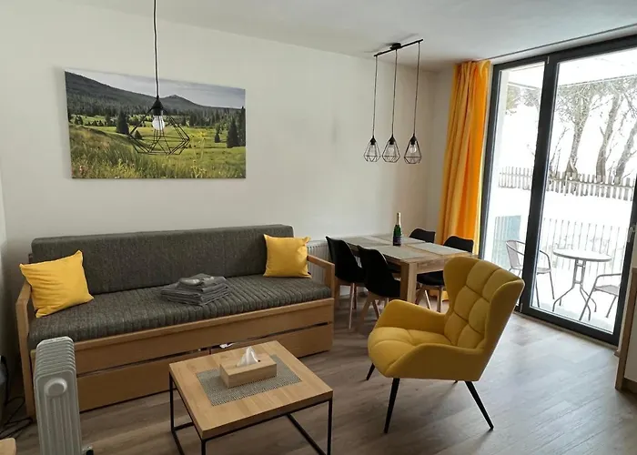 Apartman 1000 M N. M.