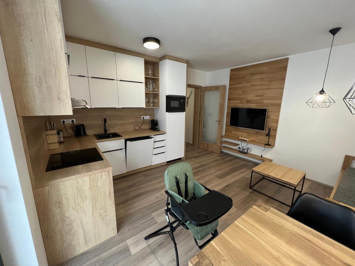 1000 M N. M. Apartment