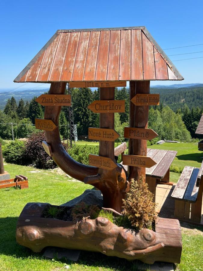 1000 M N. M. Appartement Stachy